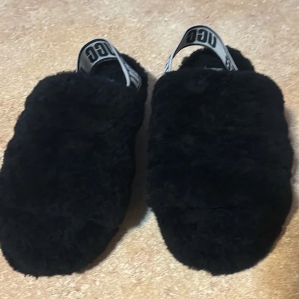 ugg sleepers/sandals size 7